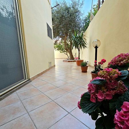 Valery House Apartamento Cagliari Exterior foto