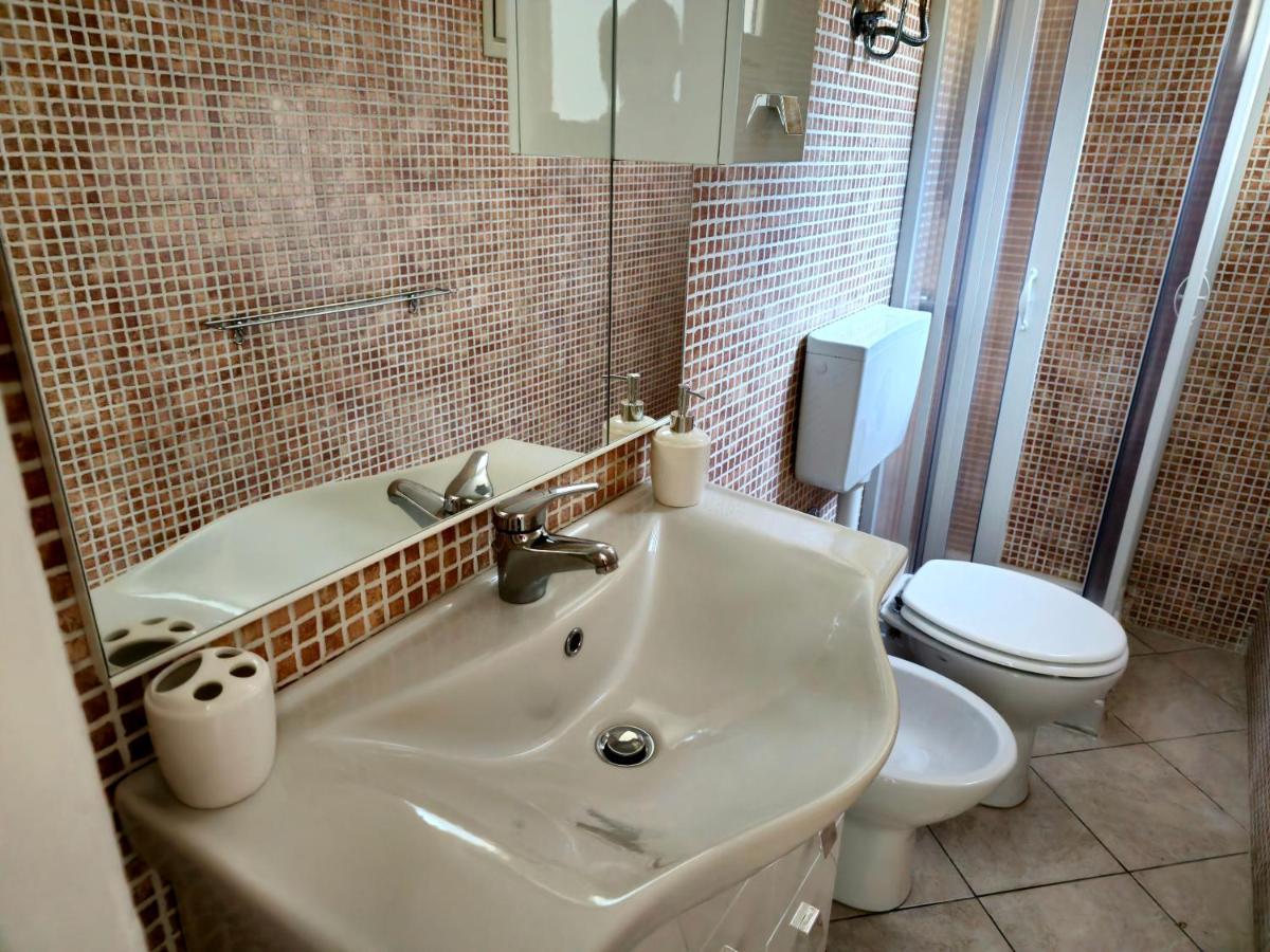 Valery House Apartamento Cagliari Exterior foto