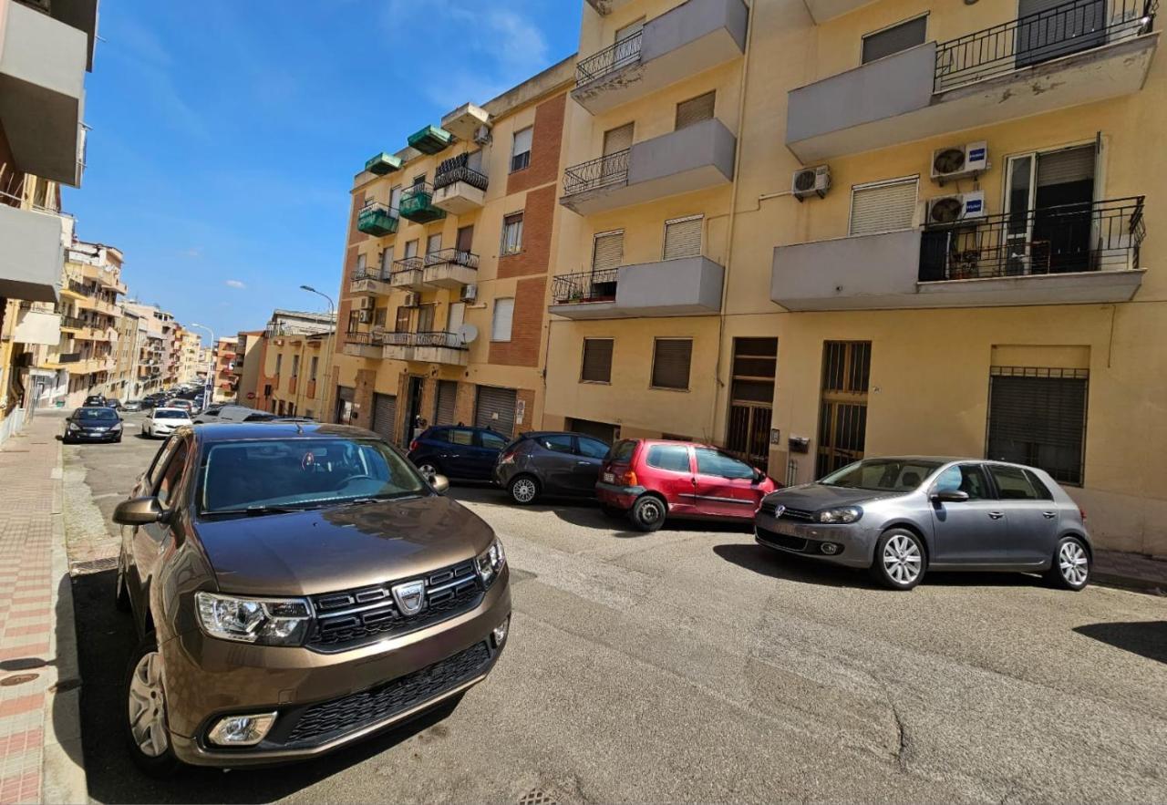 Valery House Apartamento Cagliari Exterior foto